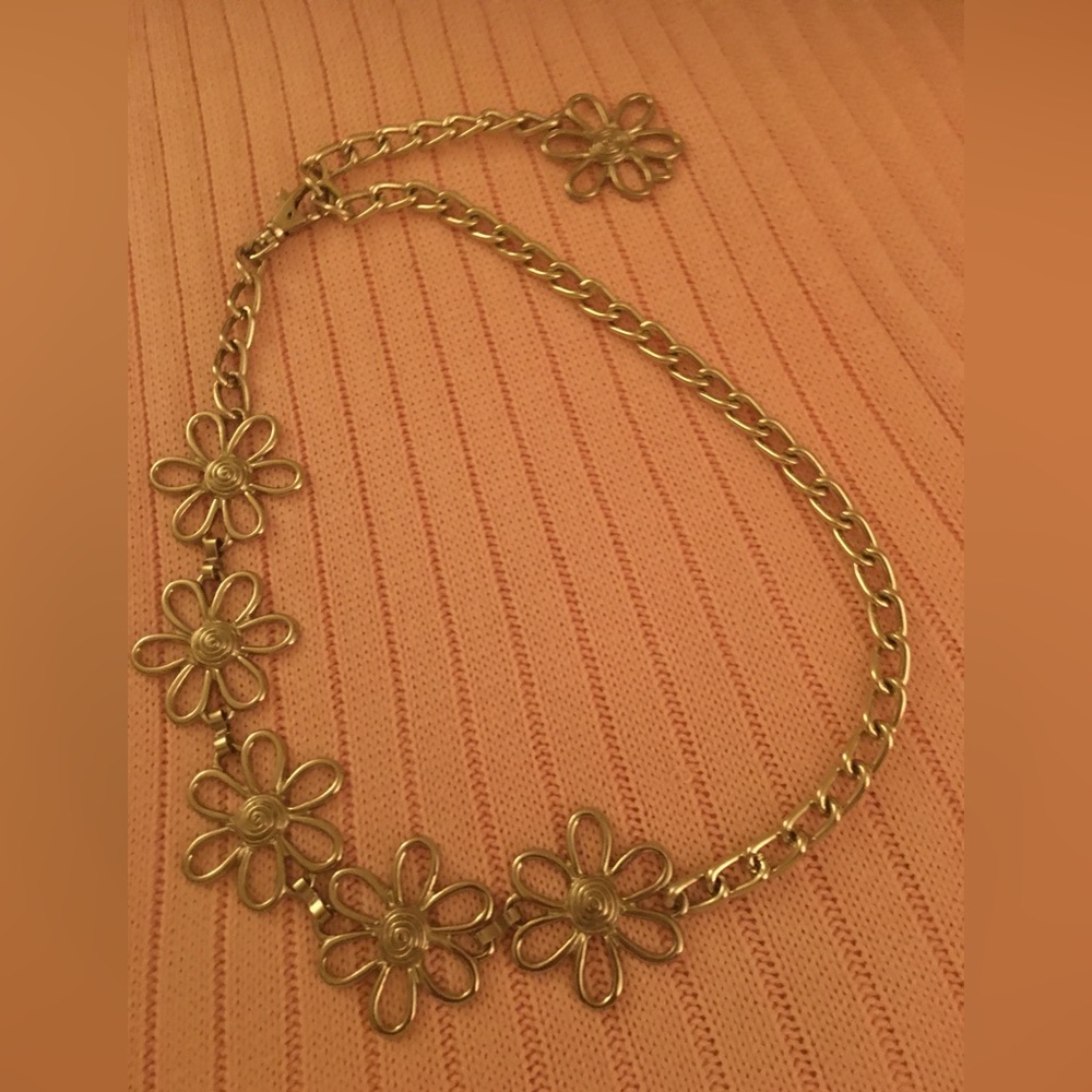 🌸SILVER DAISY BELT🌸
